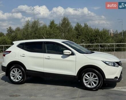 Білий Ніссан Кашкай, об'ємом двигуна 1.2 л та пробігом 128 тис. км за 12990 $, фото 9 на Automoto.ua