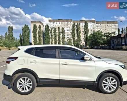 Білий Ніссан Кашкай, об'ємом двигуна 1.2 л та пробігом 165 тис. км за 12200 $, фото 8 на Automoto.ua