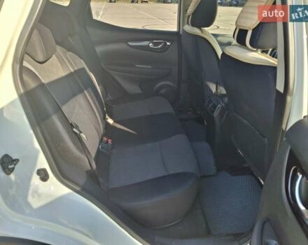 Білий Ніссан Кашкай, об'ємом двигуна 1.2 л та пробігом 165 тис. км за 12200 $, фото 15 на Automoto.ua