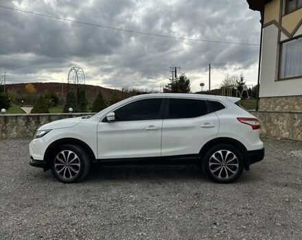 Белый Ниссан Кашкай, объемом двигателя 1.5 л и пробегом 230 тыс. км за 13990 $, фото 5 на Automoto.ua