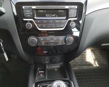 Білий Ніссан Кашкай, об'ємом двигуна 1.2 л та пробігом 69 тис. км за 15000 $, фото 6 на Automoto.ua