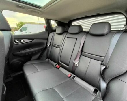 Белый Ниссан Кашкай, объемом двигателя 1.5 л и пробегом 70 тыс. км за 10000 $, фото 8 на Automoto.ua