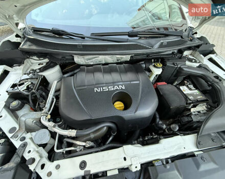 Белый Ниссан Кашкай, объемом двигателя 1.5 л и пробегом 198 тыс. км за 13899 $, фото 65 на Automoto.ua