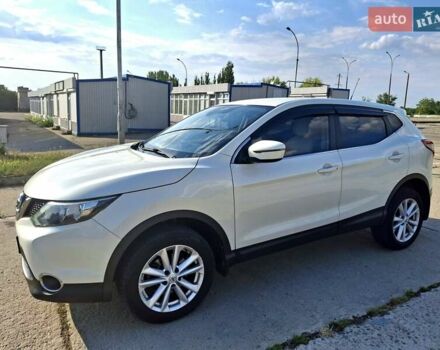 Білий Ніссан Кашкай, об'ємом двигуна 1.2 л та пробігом 165 тис. км за 12200 $, фото 2 на Automoto.ua