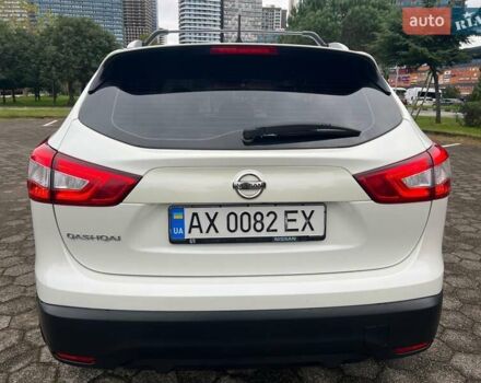 Белый Ниссан Кашкай, объемом двигателя 1.6 л и пробегом 87 тыс. км за 15500 $, фото 6 на Automoto.ua