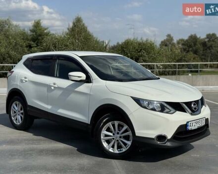 Білий Ніссан Кашкай, об'ємом двигуна 1.2 л та пробігом 128 тис. км за 12450 $, фото 6 на Automoto.ua