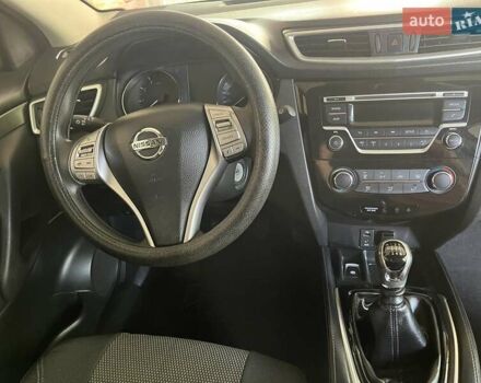 Білий Ніссан Кашкай, об'ємом двигуна 1.2 л та пробігом 69 тис. км за 15000 $, фото 7 на Automoto.ua