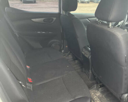 Белый Ниссан Кашкай, объемом двигателя 2 л и пробегом 240 тыс. км за 13000 $, фото 8 на Automoto.ua