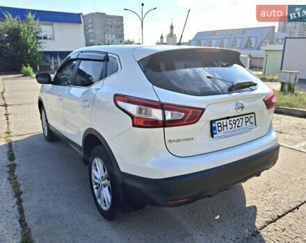 Білий Ніссан Кашкай, об'ємом двигуна 1.2 л та пробігом 165 тис. км за 12200 $, фото 5 на Automoto.ua