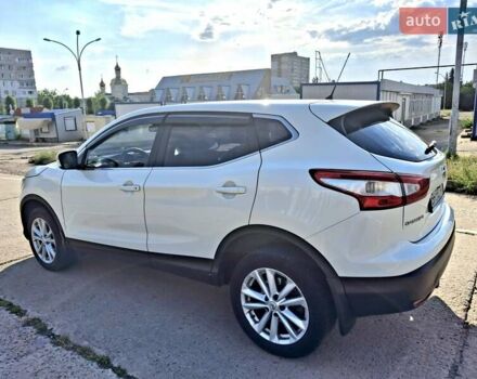 Білий Ніссан Кашкай, об'ємом двигуна 1.2 л та пробігом 165 тис. км за 12200 $, фото 4 на Automoto.ua