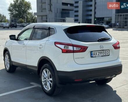 Білий Ніссан Кашкай, об'ємом двигуна 1.2 л та пробігом 128 тис. км за 12990 $, фото 17 на Automoto.ua