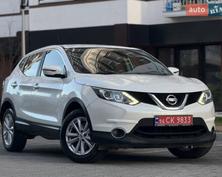 Белый Ниссан Кашкай, объемом двигателя 1.5 л и пробегом 198 тыс. км за 13899 $, фото 7 на Automoto.ua