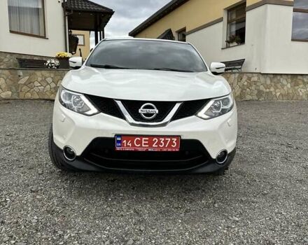 Белый Ниссан Кашкай, объемом двигателя 1.5 л и пробегом 230 тыс. км за 13990 $, фото 4 на Automoto.ua