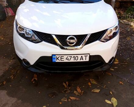 Белый Ниссан Кашкай, объемом двигателя 1.2 л и пробегом 205 тыс. км за 10900 $, фото 3 на Automoto.ua