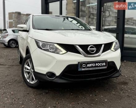 Белый Ниссан Кашкай, объемом двигателя 1.2 л и пробегом 158 тыс. км за 14990 $, фото 6 на Automoto.ua