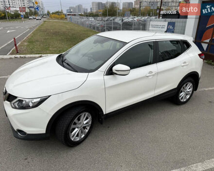 Белый Ниссан Кашкай, объемом двигателя 1.2 л и пробегом 48 тыс. км за 17700 $, фото 18 на Automoto.ua