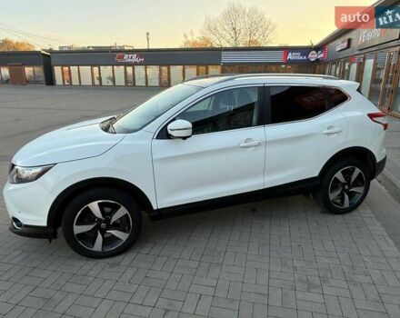 Белый Ниссан Кашкай, объемом двигателя 1.5 л и пробегом 213 тыс. км за 15900 $, фото 31 на Automoto.ua