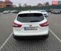 Белый Ниссан Кашкай, объемом двигателя 1.6 л и пробегом 132 тыс. км за 16500 $, фото 5 на Automoto.ua