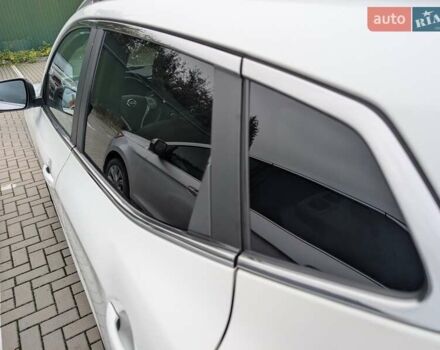 Белый Ниссан Кашкай, объемом двигателя 1.6 л и пробегом 132 тыс. км за 16500 $, фото 47 на Automoto.ua