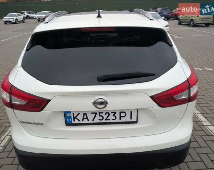 Белый Ниссан Кашкай, объемом двигателя 1.6 л и пробегом 132 тыс. км за 16500 $, фото 32 на Automoto.ua