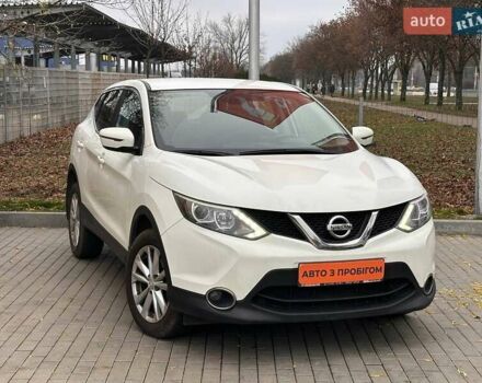 Білий Ніссан Кашкай, об'ємом двигуна 1.6 л та пробігом 160 тис. км за 15900 $, фото 2 на Automoto.ua