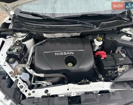 Белый Ниссан Кашкай, объемом двигателя 1.5 л и пробегом 275 тыс. км за 16700 $, фото 13 на Automoto.ua