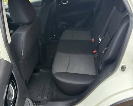 Білий Ніссан Кашкай, об'ємом двигуна 1.6 л та пробігом 137 тис. км за 14900 $, фото 17 на Automoto.ua