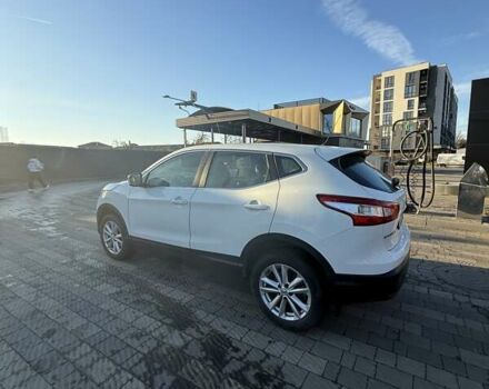 Белый Ниссан Кашкай, объемом двигателя 1.6 л и пробегом 71 тыс. км за 15500 $, фото 1 на Automoto.ua