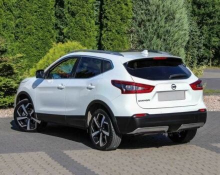 Белый Ниссан Кашкай, объемом двигателя 1.2 л и пробегом 99 тыс. км за 9200 $, фото 5 на Automoto.ua