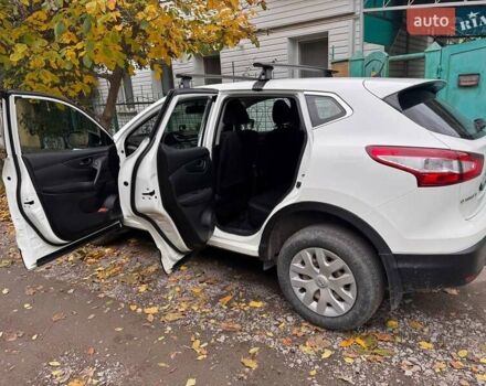 Белый Ниссан Кашкай, объемом двигателя 2 л и пробегом 76 тыс. км за 14500 $, фото 5 на Automoto.ua