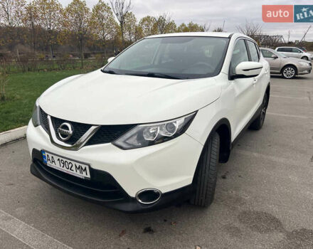 Білий Ніссан Кашкай, об'ємом двигуна 1.2 л та пробігом 71 тис. км за 14700 $, фото 2 на Automoto.ua