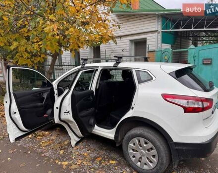 Белый Ниссан Кашкай, объемом двигателя 2 л и пробегом 76 тыс. км за 14500 $, фото 8 на Automoto.ua