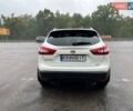 Белый Ниссан Кашкай, объемом двигателя 2 л и пробегом 88 тыс. км за 16200 $, фото 5 на Automoto.ua