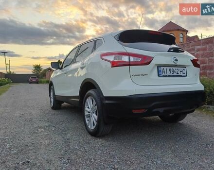 Білий Ніссан Кашкай, об'ємом двигуна 1.2 л та пробігом 82 тис. км за 13500 $, фото 6 на Automoto.ua
