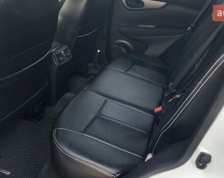 Белый Ниссан Кашкай, объемом двигателя 2 л и пробегом 53 тыс. км за 15250 $, фото 23 на Automoto.ua