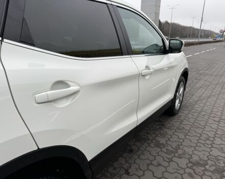 Білий Ніссан Кашкай, об'ємом двигуна 1.2 л та пробігом 92 тис. км за 11500 $, фото 11 на Automoto.ua