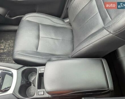 Белый Ниссан Кашкай, объемом двигателя 1.6 л и пробегом 132 тыс. км за 16500 $, фото 40 на Automoto.ua