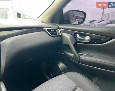 Білий Ніссан Кашкай, об'ємом двигуна 1.6 л та пробігом 216 тис. км за 16990 $, фото 31 на Automoto.ua