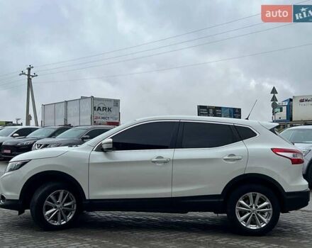 Білий Ніссан Кашкай, об'ємом двигуна 1.6 л та пробігом 216 тис. км за 16990 $, фото 4 на Automoto.ua