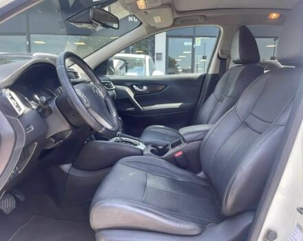 Белый Ниссан Кашкай, объемом двигателя 1.6 л и пробегом 62 тыс. км за 10700 $, фото 6 на Automoto.ua