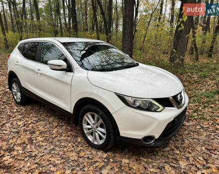 Білий Ніссан Кашкай, об'ємом двигуна 1.6 л та пробігом 137 тис. км за 14900 $, фото 12 на Automoto.ua