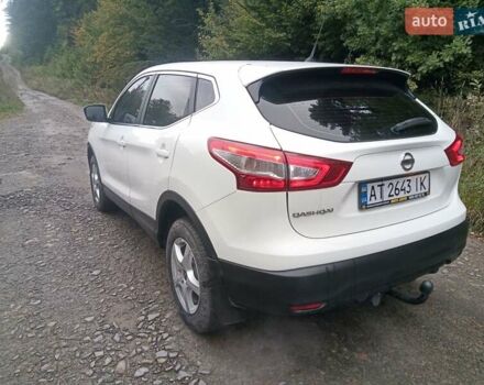 Ниссан Кашкай 2017 в Коломые на Automoto.ua Белый Ниссан Кашкай, объемом двигателя 1.2 л и пробегом 133 тыс. км за 13500 $, фото 7 на Automoto.ua