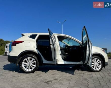 Білий Ніссан Кашкай, об'ємом двигуна 2 л та пробігом 117 тис. км за 14700 $, фото 12 на Automoto.ua