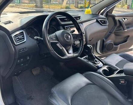 Білий Ніссан Кашкай, об'ємом двигуна 2 л та пробігом 98 тис. км за 19000 $, фото 14 на Automoto.ua