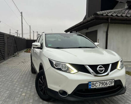Білий Ніссан Кашкай, об'ємом двигуна 1.6 л та пробігом 136 тис. км за 17000 $, фото 1 на Automoto.ua