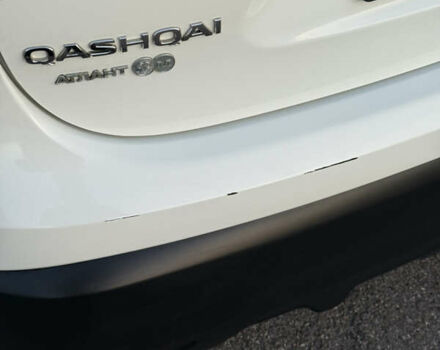 Белый Ниссан Кашкай, объемом двигателя 2 л и пробегом 148 тыс. км за 15000 $, фото 8 на Automoto.ua