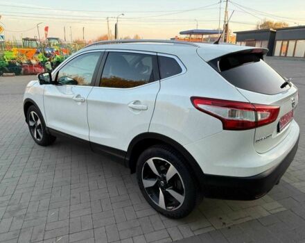 Белый Ниссан Кашкай, объемом двигателя 1.5 л и пробегом 213 тыс. км за 15900 $, фото 4 на Automoto.ua
