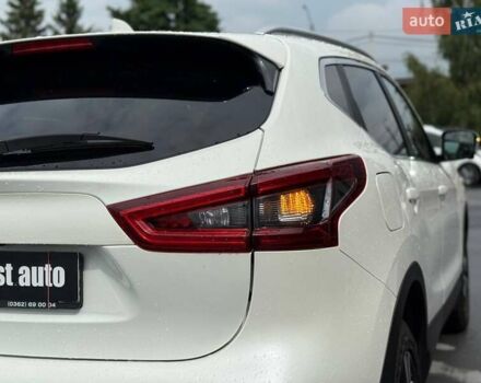 Білий Ніссан Кашкай, об'ємом двигуна 1.6 л та пробігом 114 тис. км за 20897 $, фото 11 на Automoto.ua