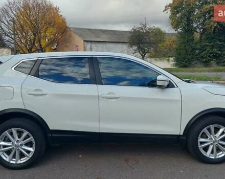 Белый Ниссан Кашкай, объемом двигателя 2 л и пробегом 53 тыс. км за 15250 $, фото 9 на Automoto.ua