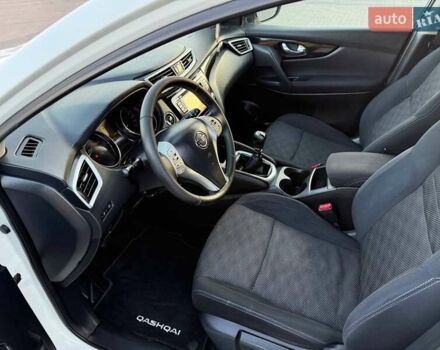 Белый Ниссан Кашкай, объемом двигателя 1.5 л и пробегом 213 тыс. км за 15900 $, фото 12 на Automoto.ua